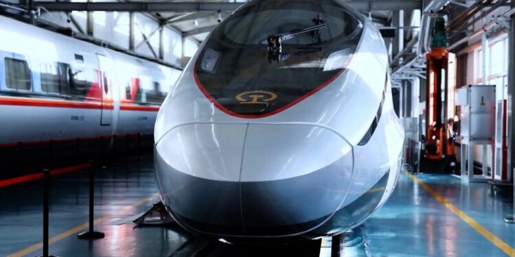 China Achieves Breakthrough in Ultra-Fast Tube Transport Technology