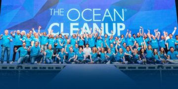 Revolutionary Ocean Cleaning Hack Takes Social Media by Storm